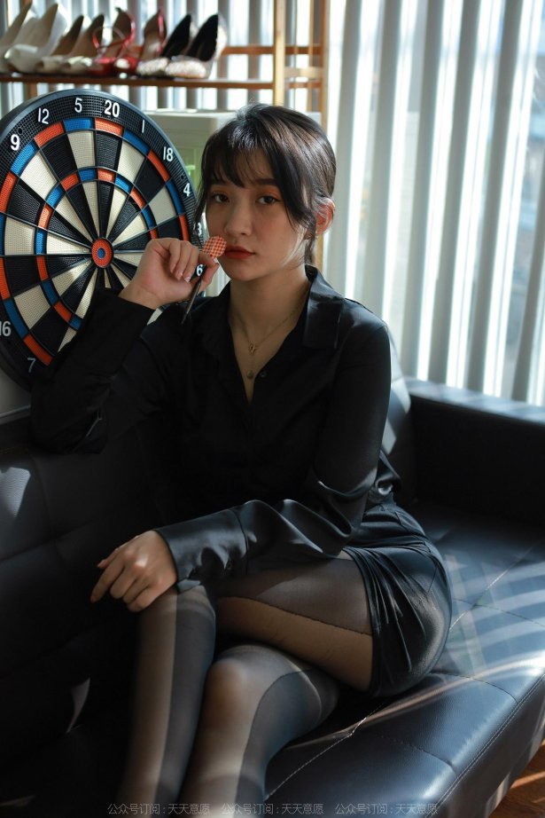 [IESS异思趣向] 2022.08.04 丝享家1167：秋秋《光影嘿丝》[93P/144MB]