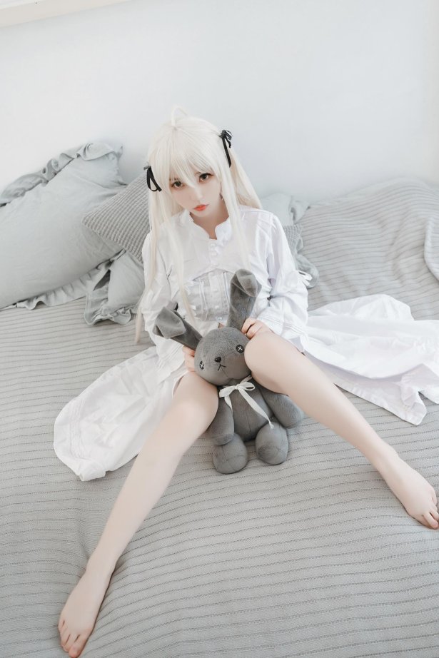 白易子教主 - 白裙[36P/137MB]