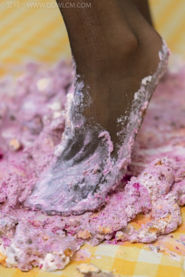 物恋传媒 NO.1428 菜菜-想你的夜[175P/1V/4.98GB]