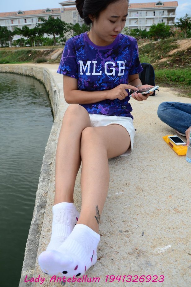 [战前女神] 美腿美足精品摄影套图 091 [79P/201MB]