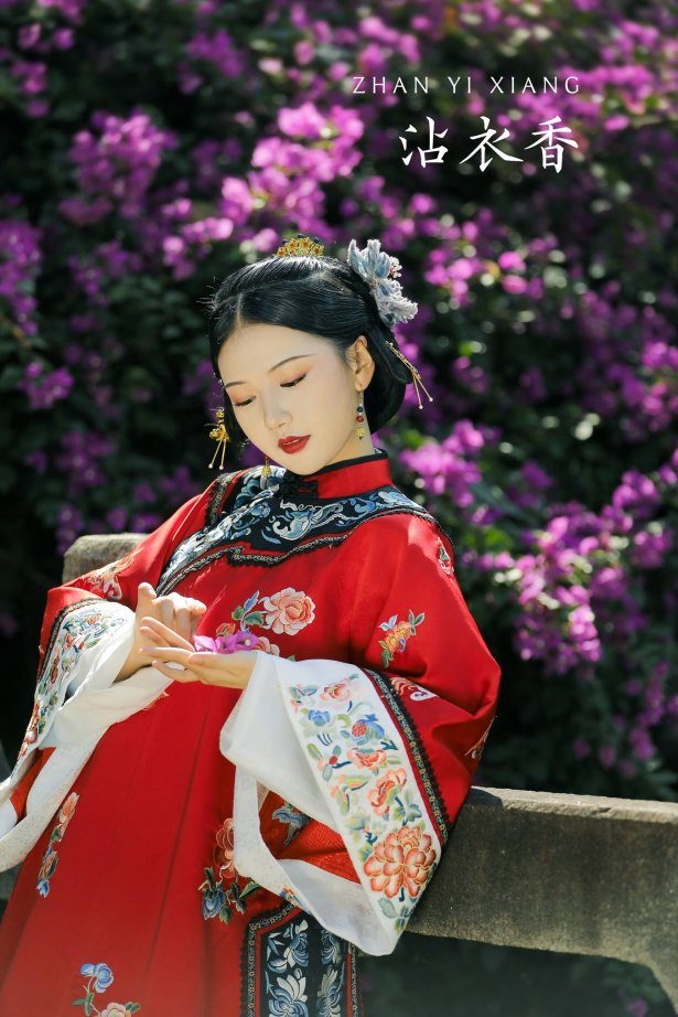 [YITUU艺图语] 2022.03.21 沾衣香 好爱吃糯米_ [25P/486MB]