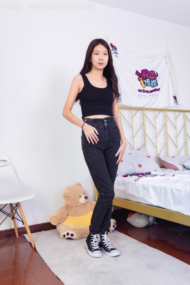 物恋传媒 NO.1452 纤纤-春天的芽[155P/1V/3.45GB]