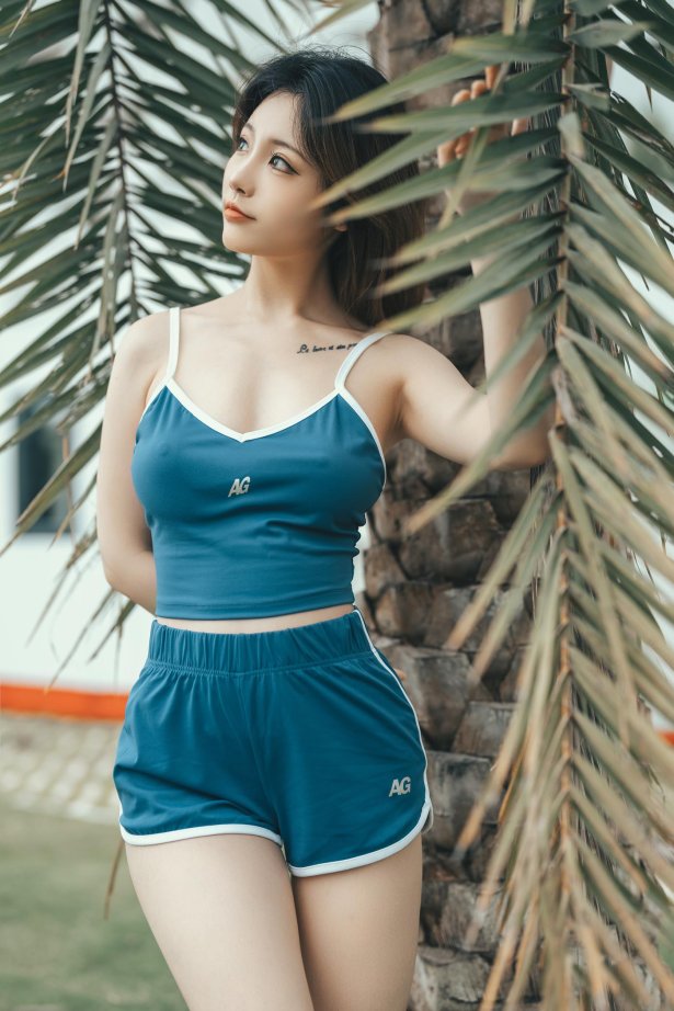 桃良阿宅 晨跑 [44P/536MB]