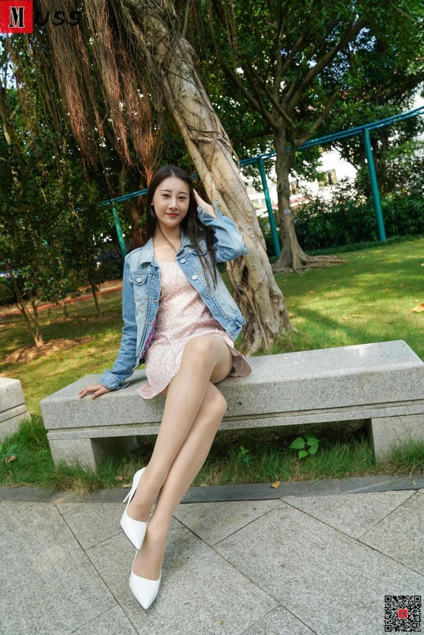 [MussGirl慕丝女郎]NO.404 牛仔服与长椅A[69P/129MB]