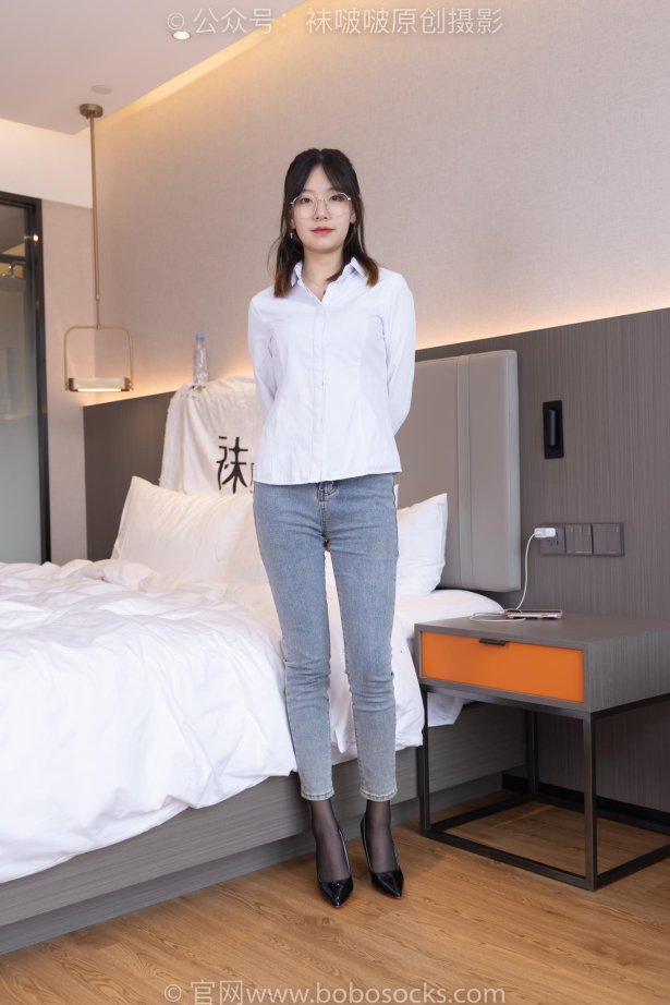 [BoBoSocks袜啵啵]NO.181 小甜豆-高跟鞋、黑丝、裤里丝[134P/1V/5.33GB]