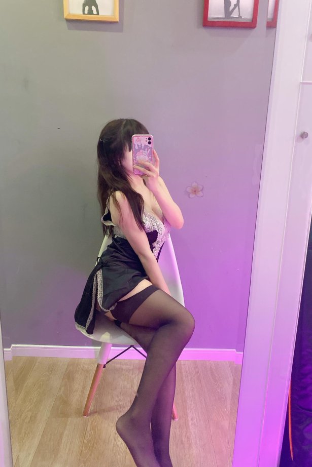 usejan  - 黑丝睡衣[30P/57.8MB]