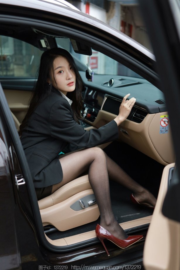 [IESS异思趣向] 耽丝 2023.01.15 婉萍 [88P/94M]
