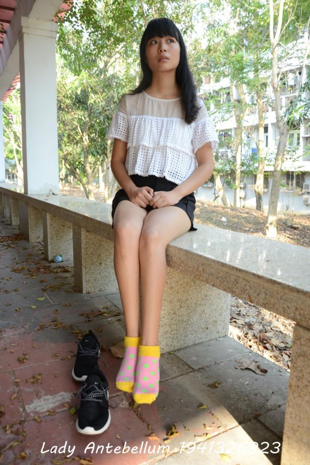 [战前女神] 美腿美足精品摄影套图 102 [90P/133MB]