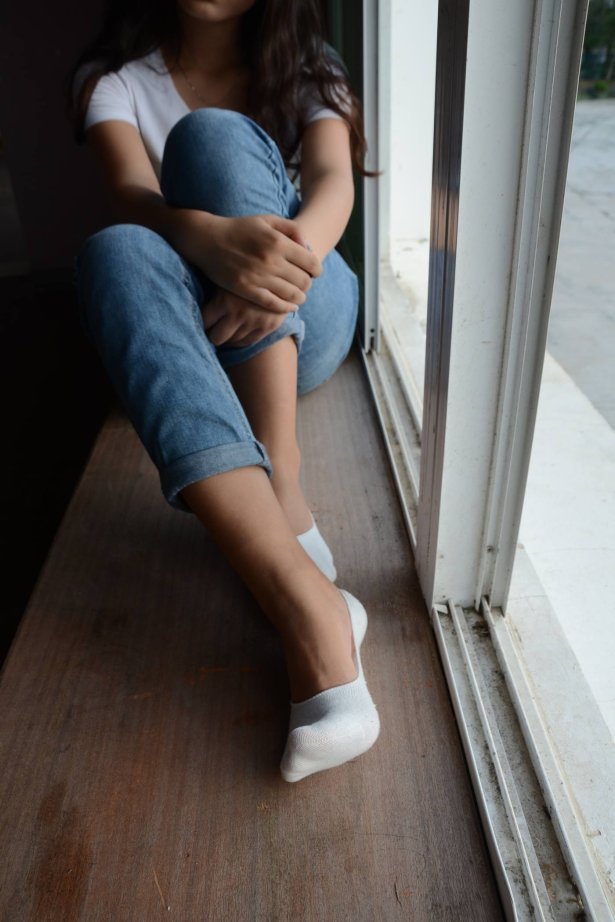 [战前女神] 美腿镁足精品摄影套图 123 [102P/190MB]