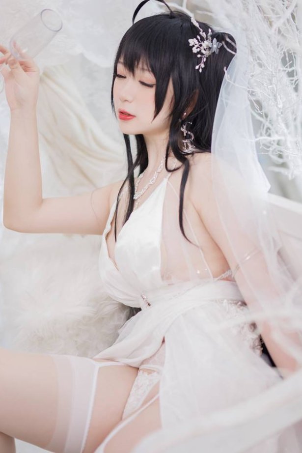 动漫博主 樱落酱w 大凤花嫁 [26P/272MB]