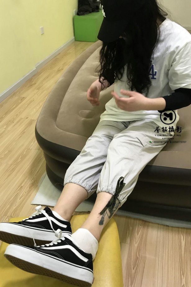 [誉铭传媒]袜足摄影 2020年《03月 幕后作品》[59P/135MB]