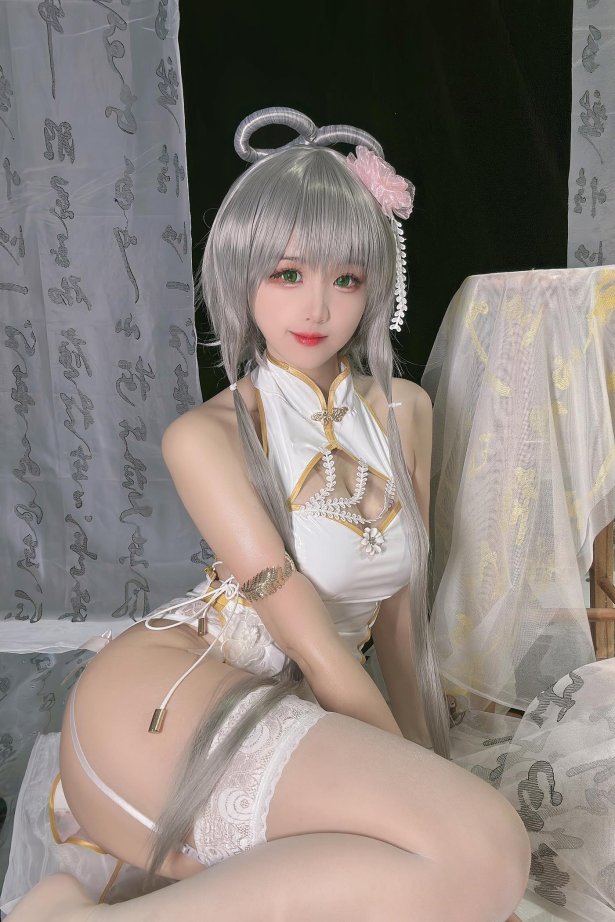 miko酱ww - 洛天依旗袍[30P/273MB]