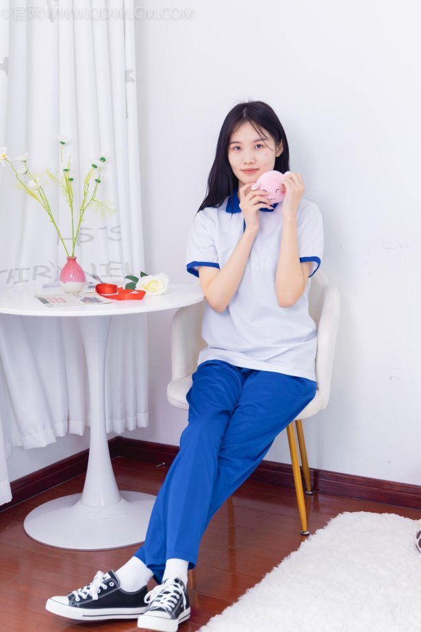 物恋传媒 NO.1515 颜颜-校园时的她[150P/1V/3.35GB]