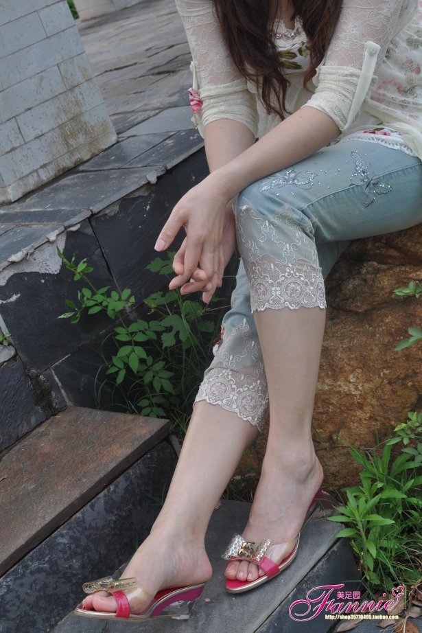 Fannie芬妮美足园 012 2011周年特辑（裸足2） [52P/140MB]