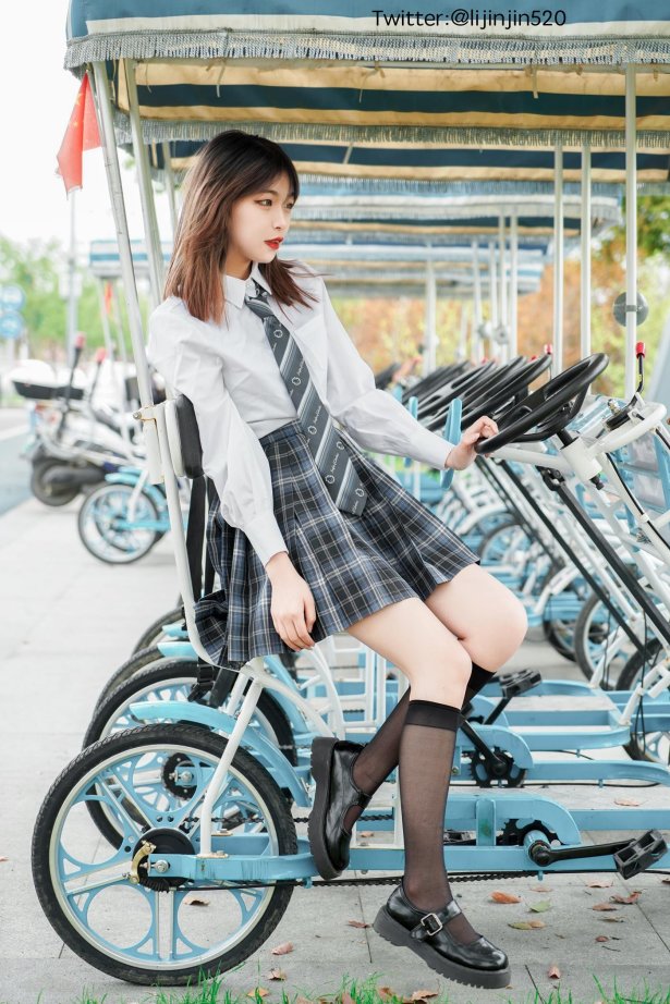 梨瑾瑾 - 户外JK2[47P／616MB]