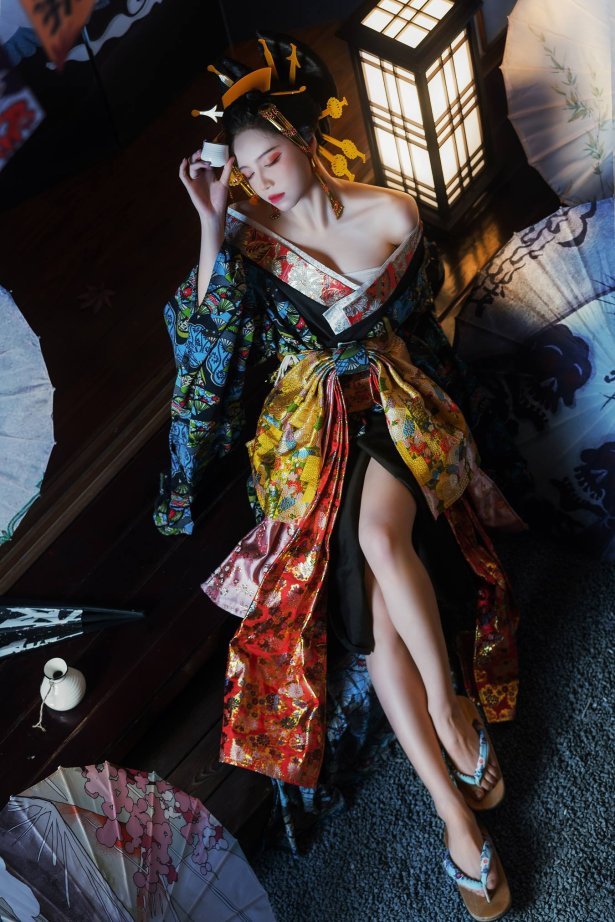 [YITUU艺图语] 2022.05.16 花之魁 贰加六 [26P/270MB]