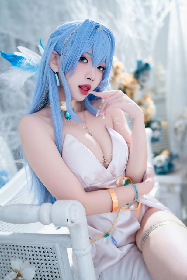 宫本桜  - Nikke胜利女神 海伦娜礼服[19P/176MB]