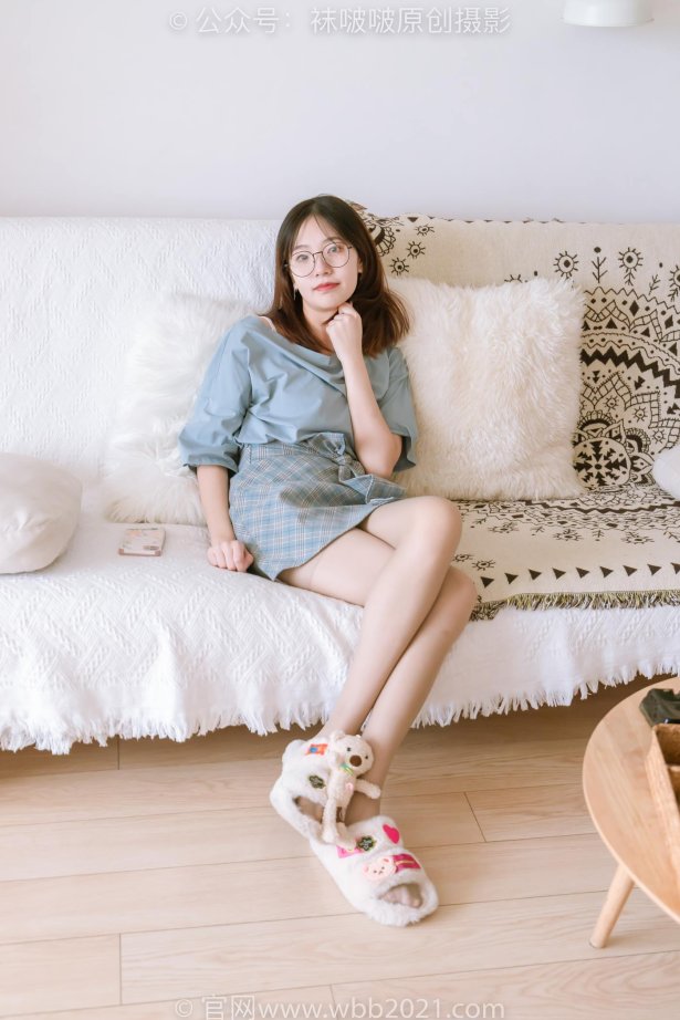 [BoBoSocks袜啵啵]NO.239 小甜豆-棉拖鞋、灰丝、裸足[140P/1V/5.22GB]