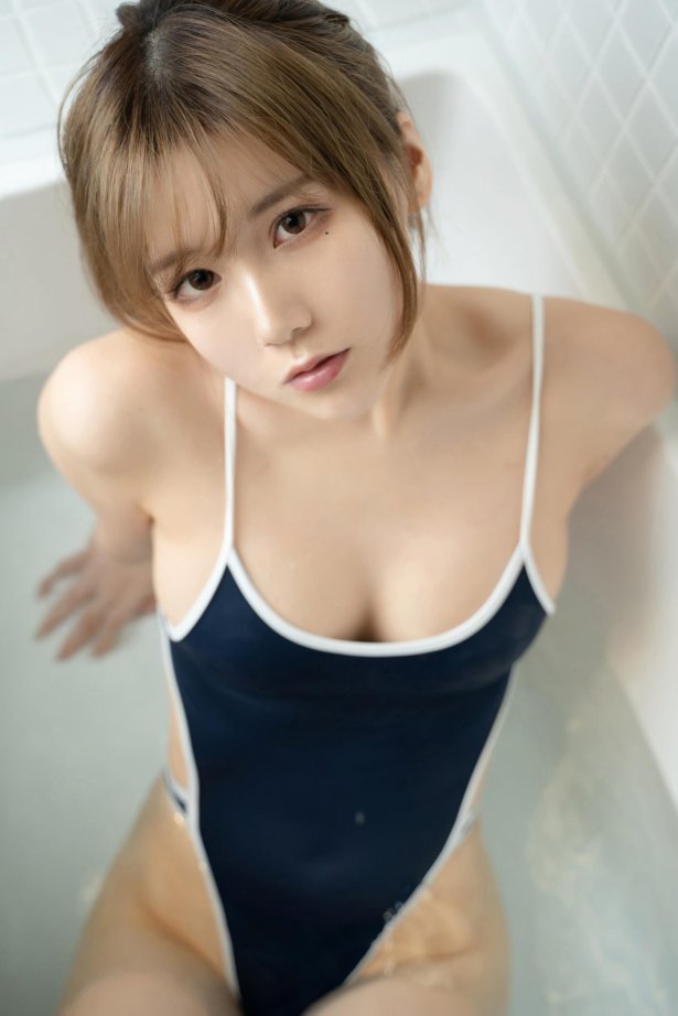 网紅Coser@けん研(けんけん) フェチ部の活动记録[200P/326MB]