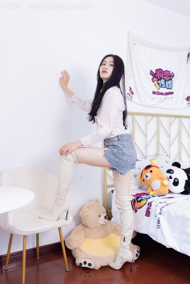 物恋传媒 NO.1625 绒绒-深深爱过[209P/1V/5.07GB]