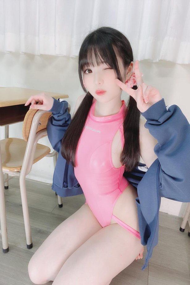 霜月shimo - Pink Swimsuit[21P/100MB]