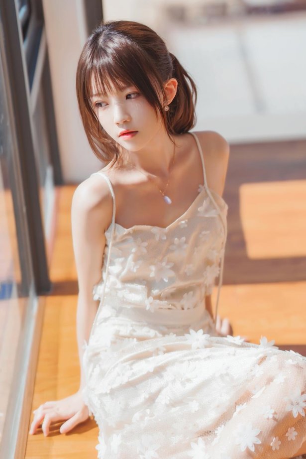 桜桃喵 - 粼光[25P/190MB]