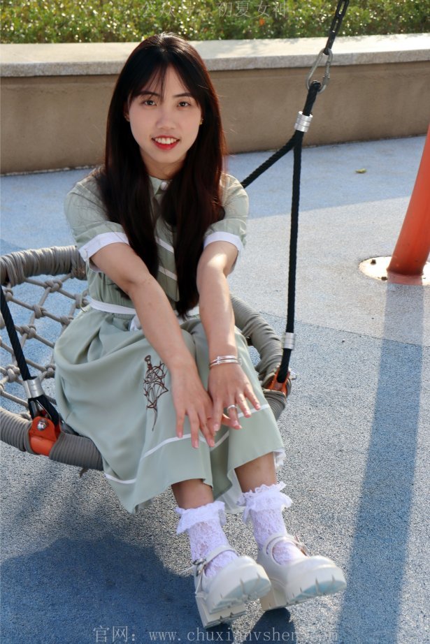 初夏女神 NO.002 雪糕 法式复古连衣裙搭36码白皮鞋[102P/1V/6.32GB]