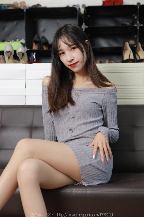 [IESS异思趣向] 2023.03.14 丝享家1390：美子《纽扣包臀裙》[89P/98MB]