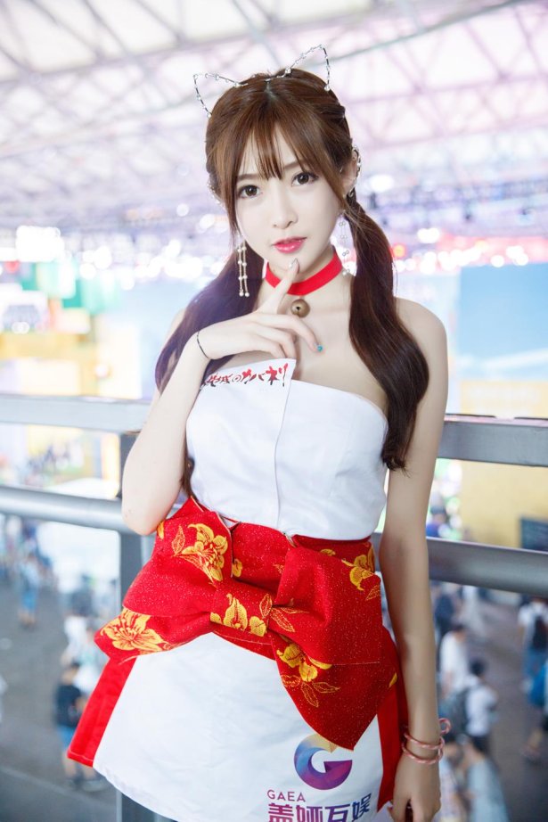 网紅Coser@王羽杉 散图[14P/70MB]