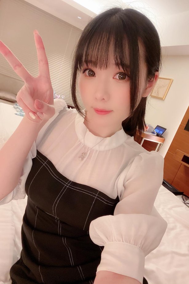 霜月shimo - 内衣自拍[25P/175MB]