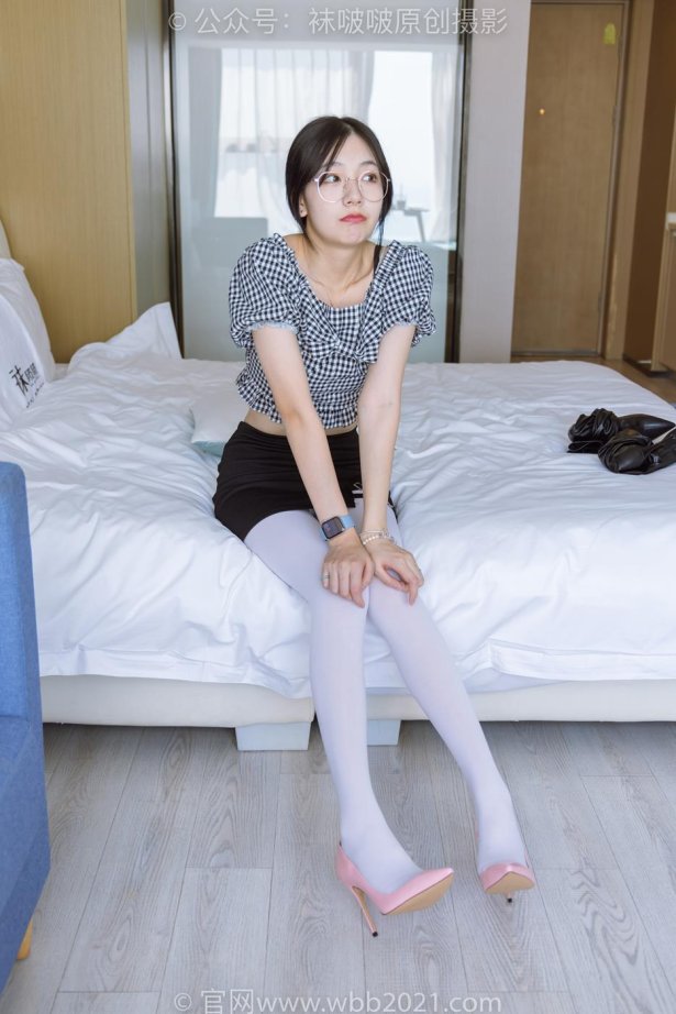 [BoBoSocks袜啵啵]NO.272 小甜豆-长靴、高跟鞋、厚白丝[140P/1V/6.45GB]