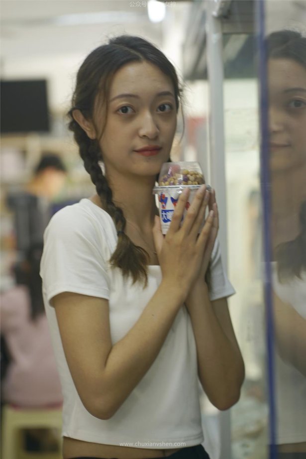 初夏女神 NO.033 依依 邻家女孩-毕业季[140P/1V/6.94GB]