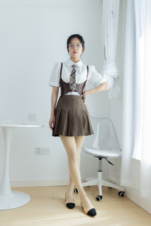 物恋传媒 NO.1717 茯苓-此刻我在你身边[170P/1V/3.86GB]