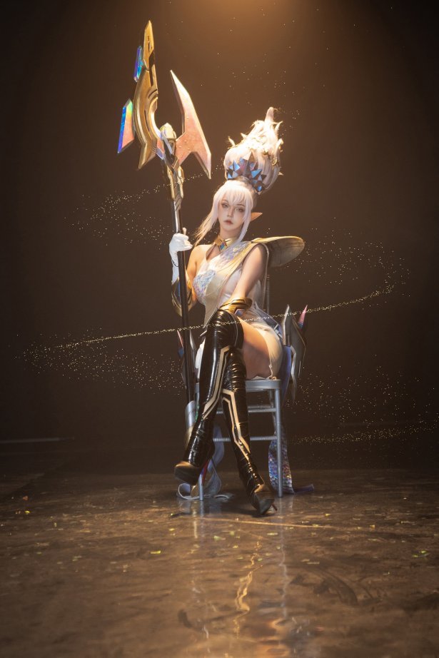 菌烨tako - 至臻风女[12P/259MB]