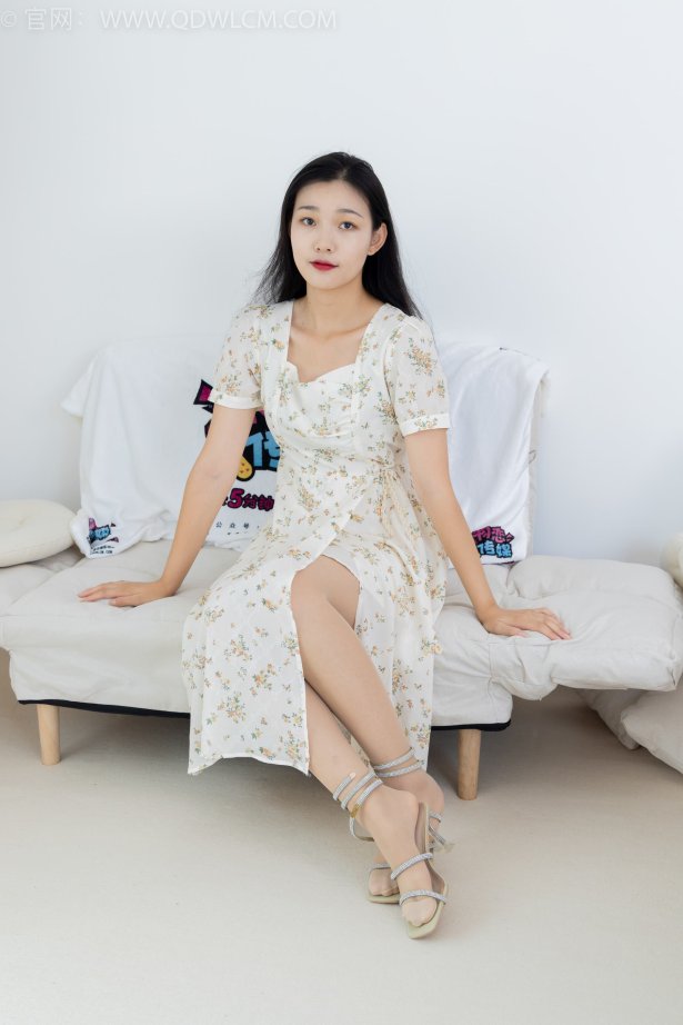 物恋传媒 NO.1719 桐桐-落叶纷飞[150P/1V/3.48GB]