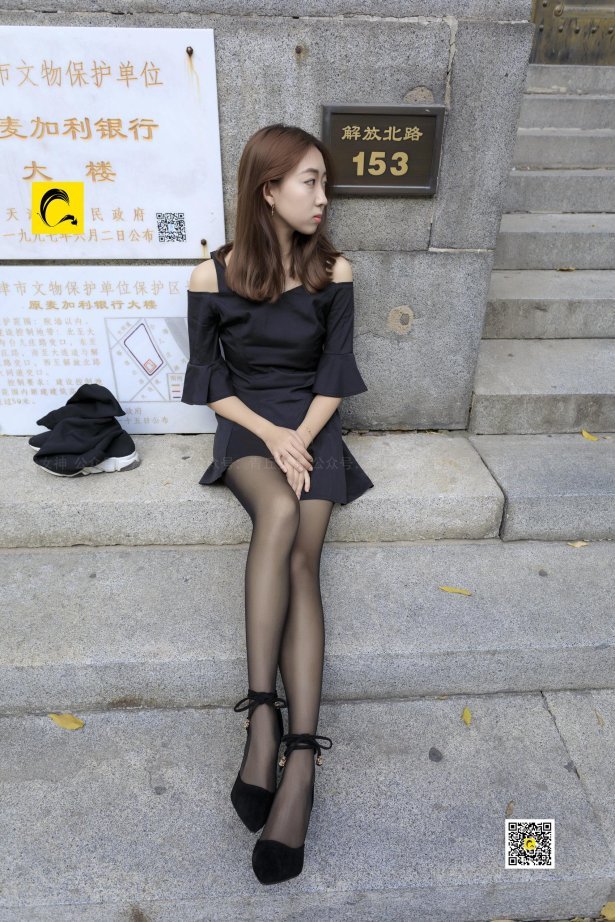 [青丘女神] 2018.10.13 120 江山多娇人多情，自古美女配英雄 [84P/322M]