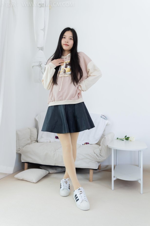 物恋传媒 NO.1748 茯苓-肆意奔跑[150P/1V/3.64GB]