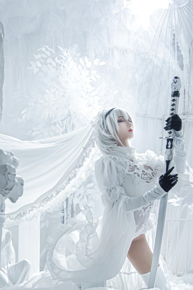 奶狮不咬人 - 白2B[16P/183MB]