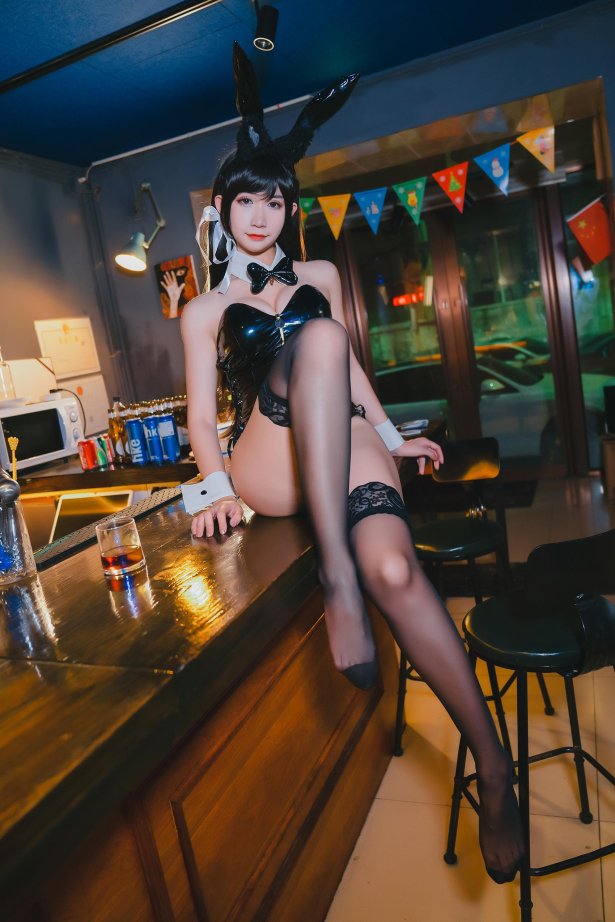 阮邑_Fairy - 爱宕[30P/548MB]