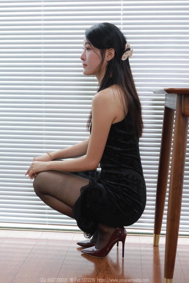 [IESS异思趣向] 2023.11.05 丝享家1577：婉萍《黑色秘密》[85P/79MB]