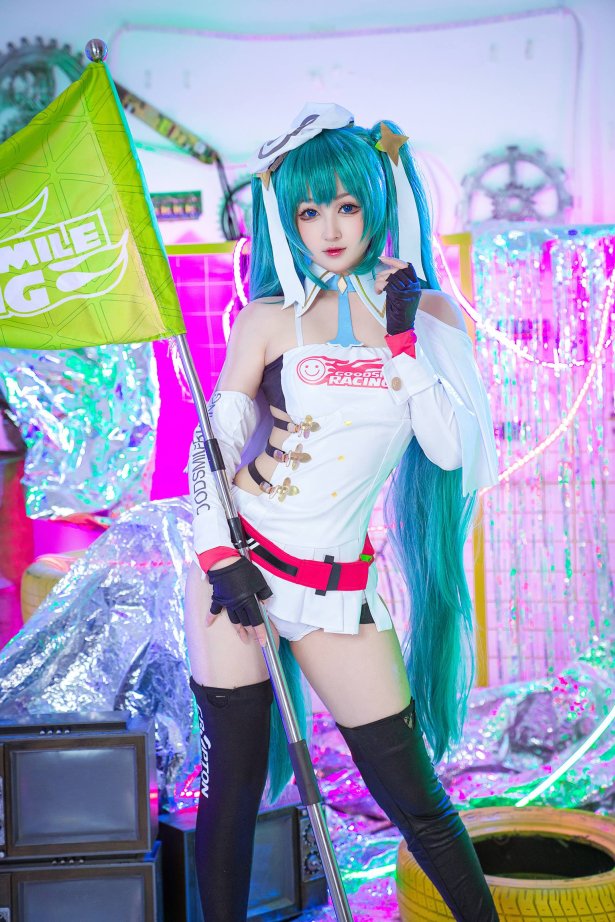 喵喵的喵吖 - 初音未来[13P/89MB]