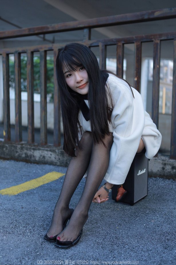 [IESS异思趣向] 2023.11.29 丝享家1598：婉萍《户外音乐》[84P/111MB]