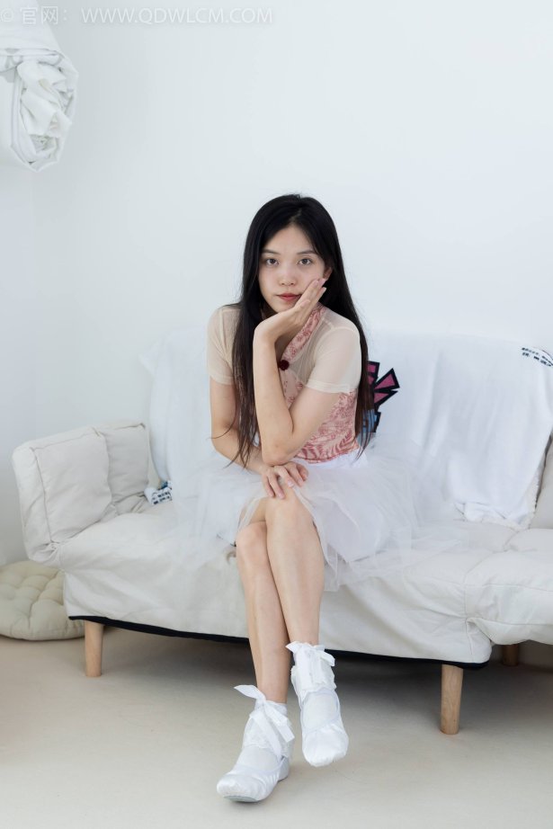 物恋传媒 NO.1788 茯苓-烦恼被遗忘[200P/1V/4.56GB]