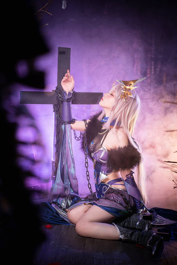 六二二同学 - 方舟圣女[13P/26MB]