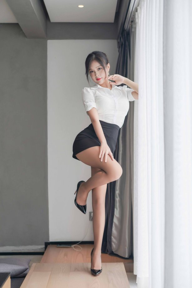 白烨 - 秘书的私人时间2.0[72P/201MB]