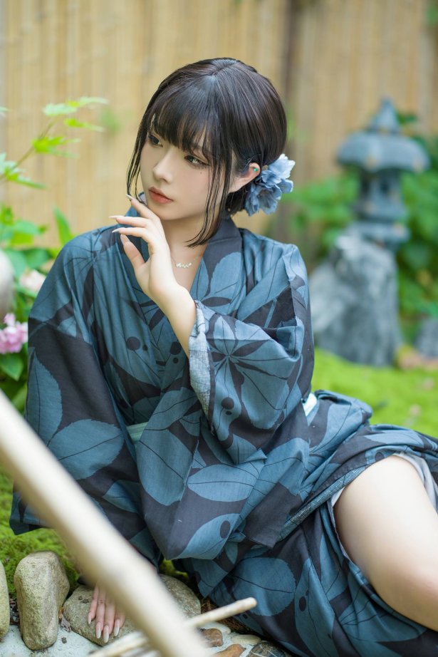 yuuhui玉汇 - 庭院里的宠儿[117P/1.70GB]