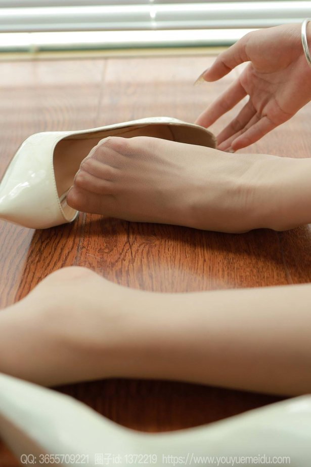 [IESS异思趣向] 2024.01.01 丝享家1626：小金《ol套装（下）》[86P/79MB]