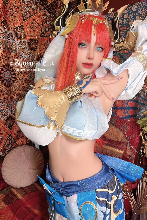 日本性感萝莉Byoru - Nilou[16P/39MB]