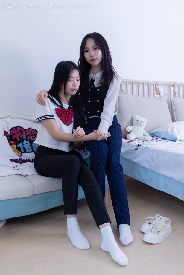 物恋传媒 NO.1835 纱纱&小谷-微风拂过[195P/1V/6.89GB]