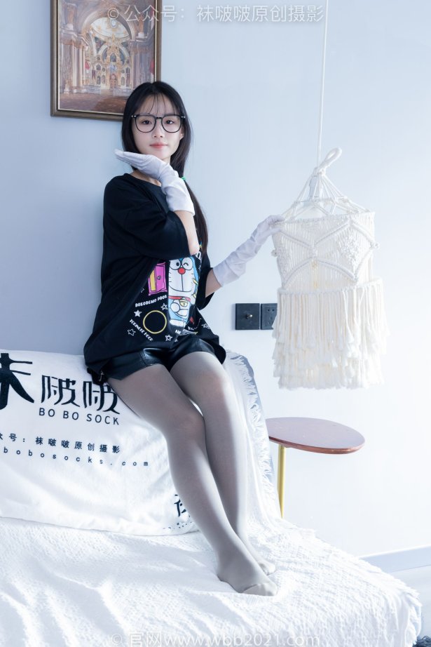 [BoBoSocks袜啵啵]NO.343 甜甜圈-高跟长靴、黑丝打底、肉丝[150P/1V/6.32GB]